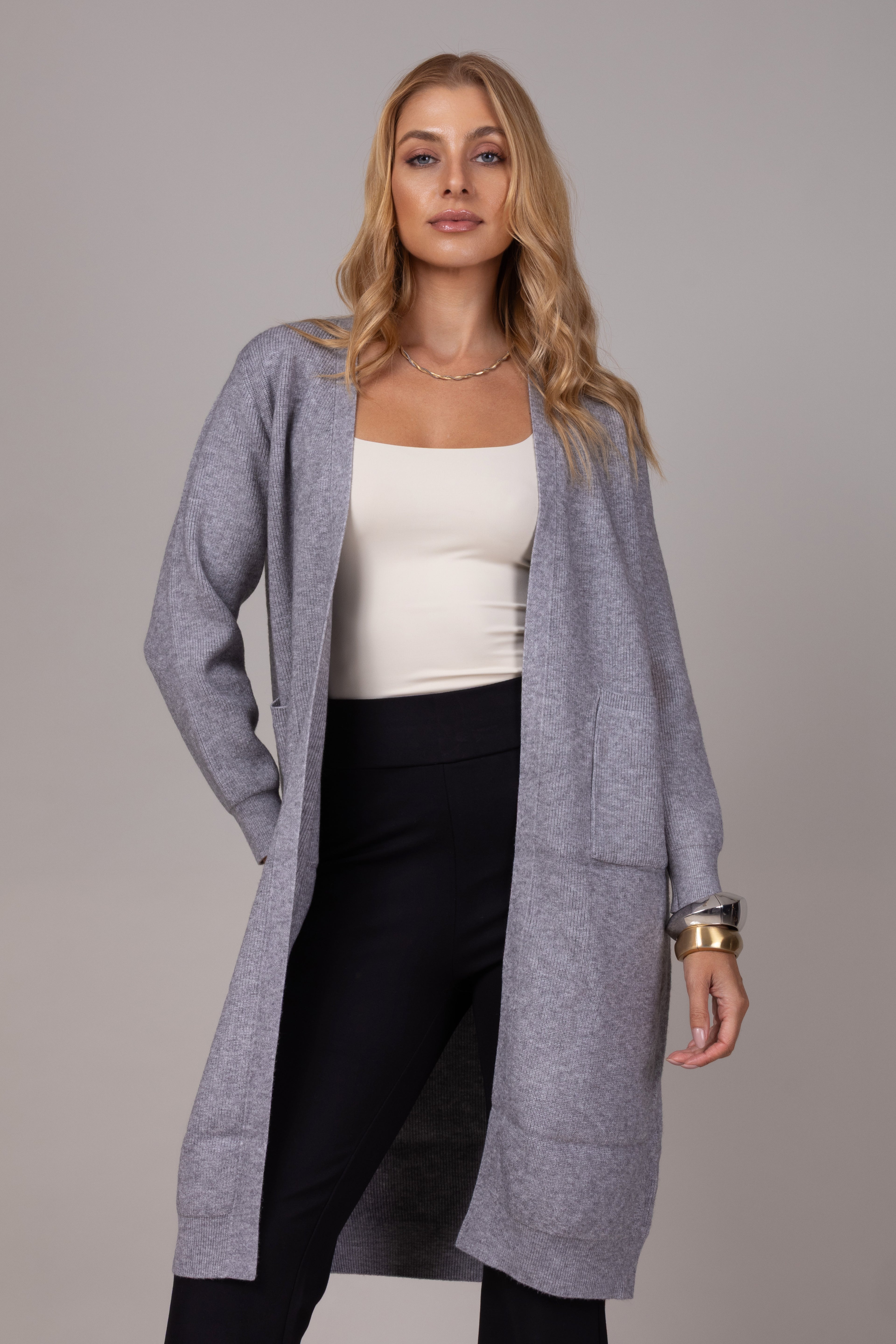 Cardigan alongado em tricot soft