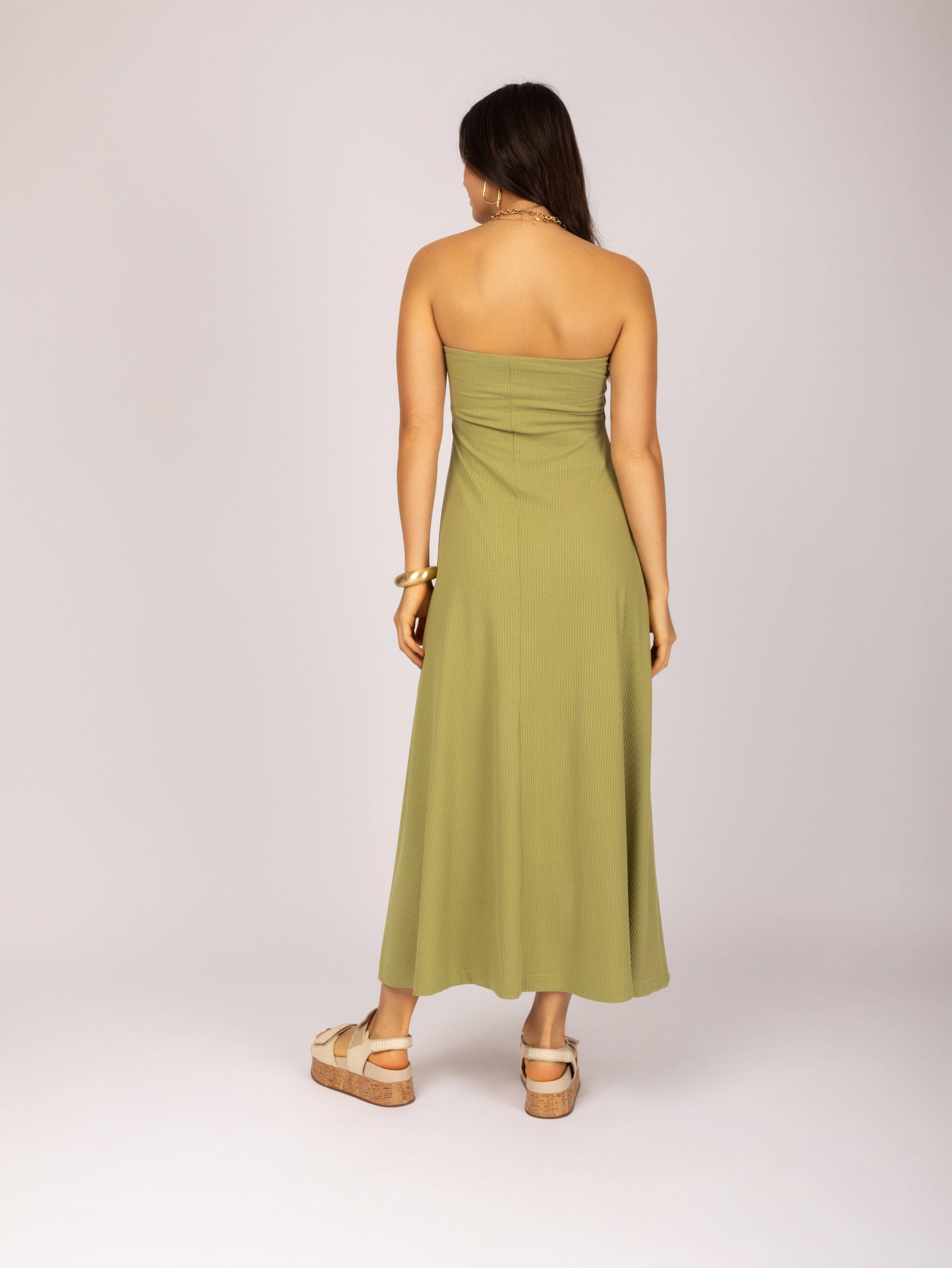 Vestido em malha sem alça