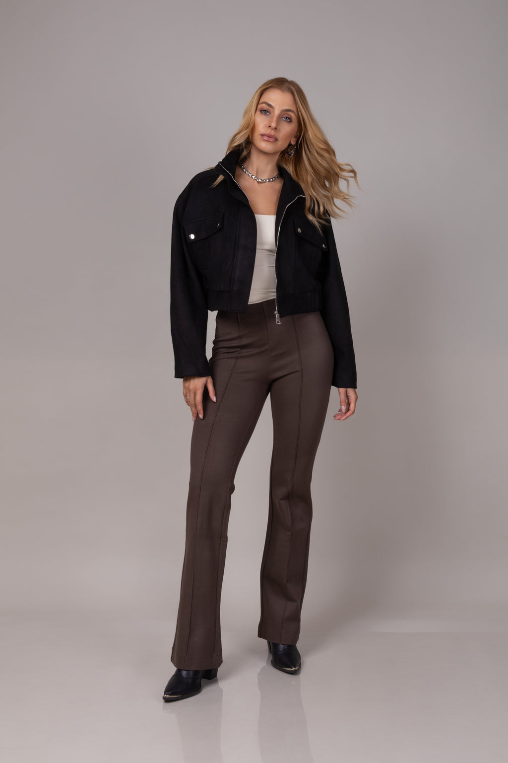 Jaqueta bomber camurça