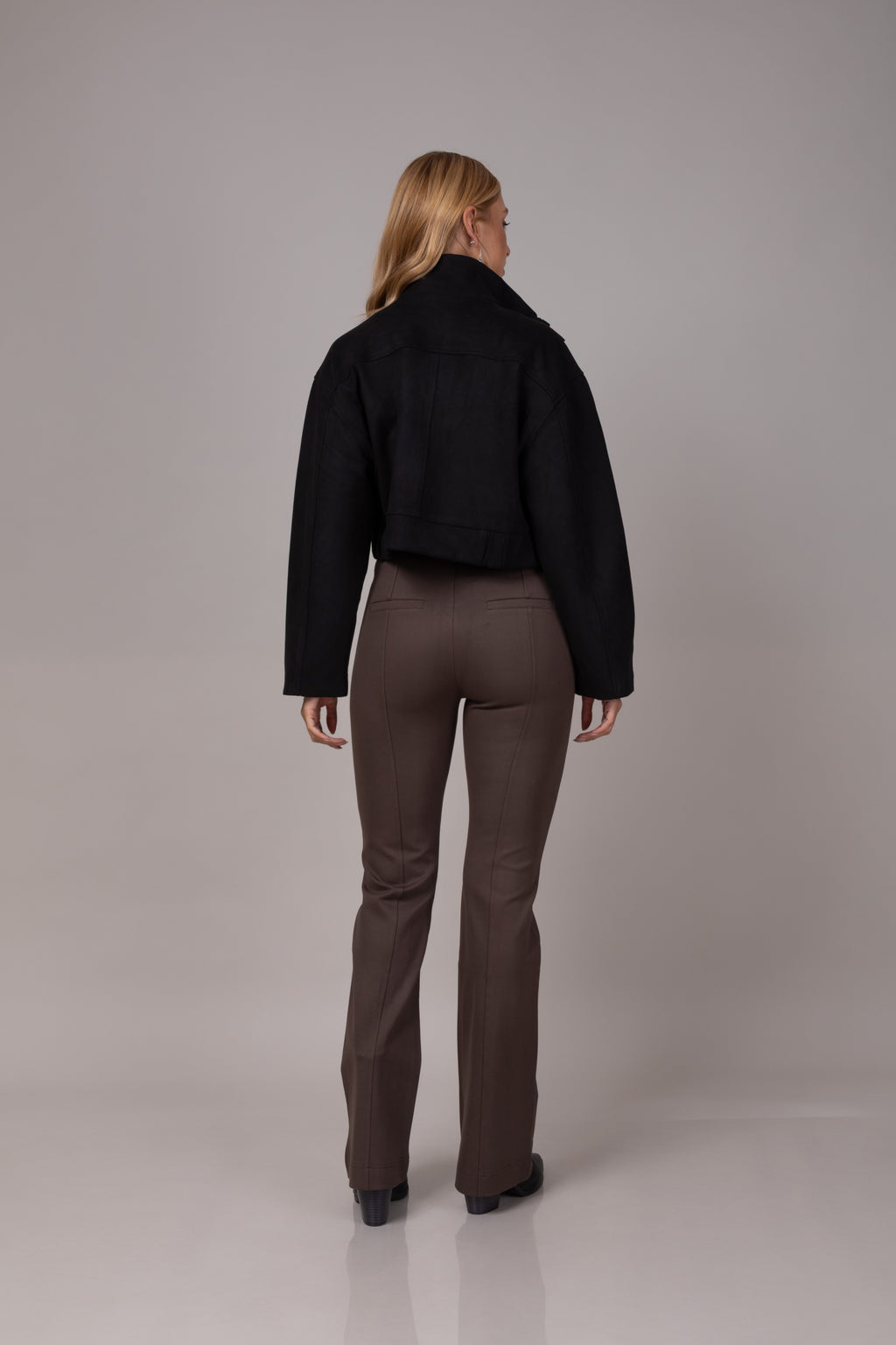 Calça montaria flare