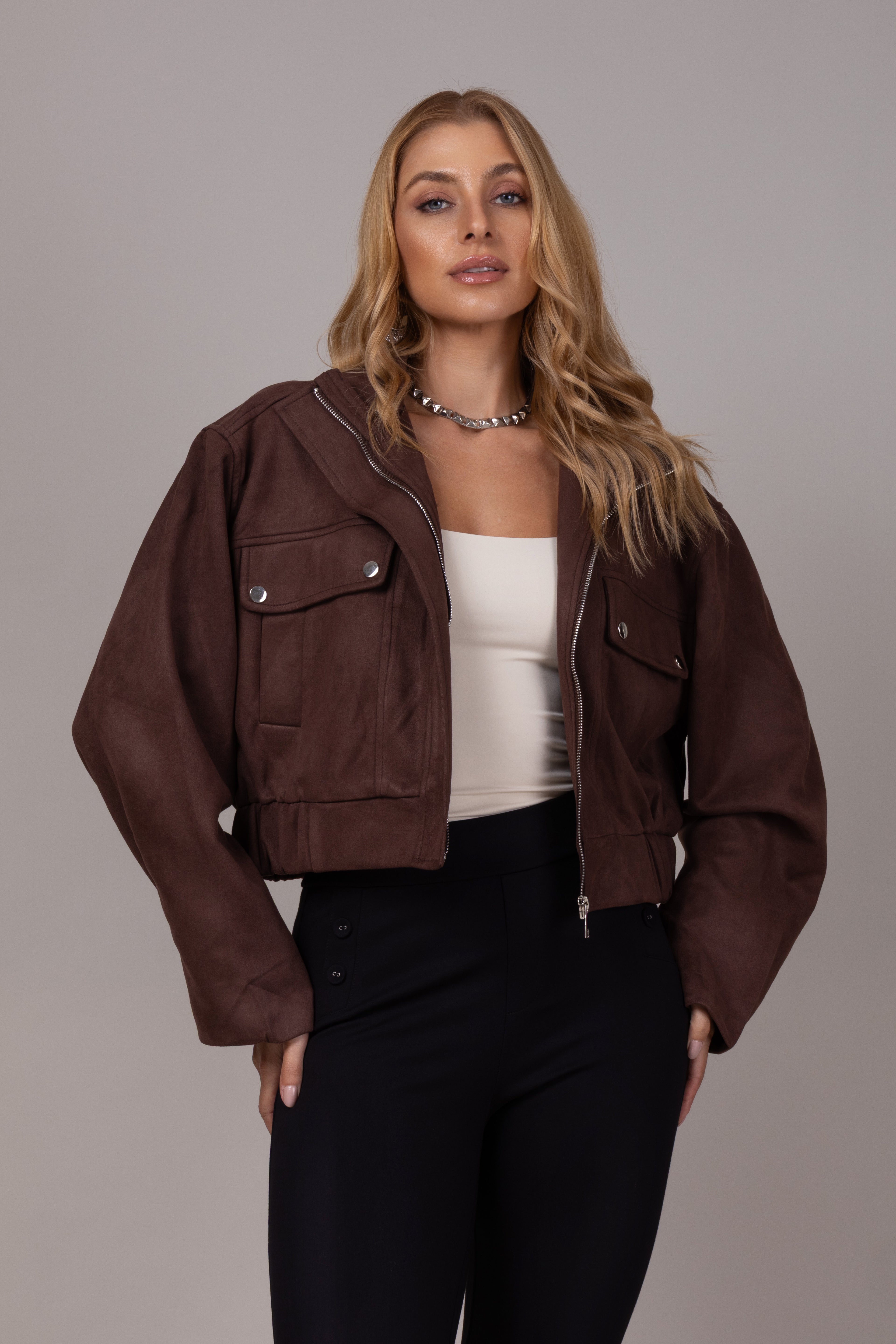 Jaqueta bomber camurça