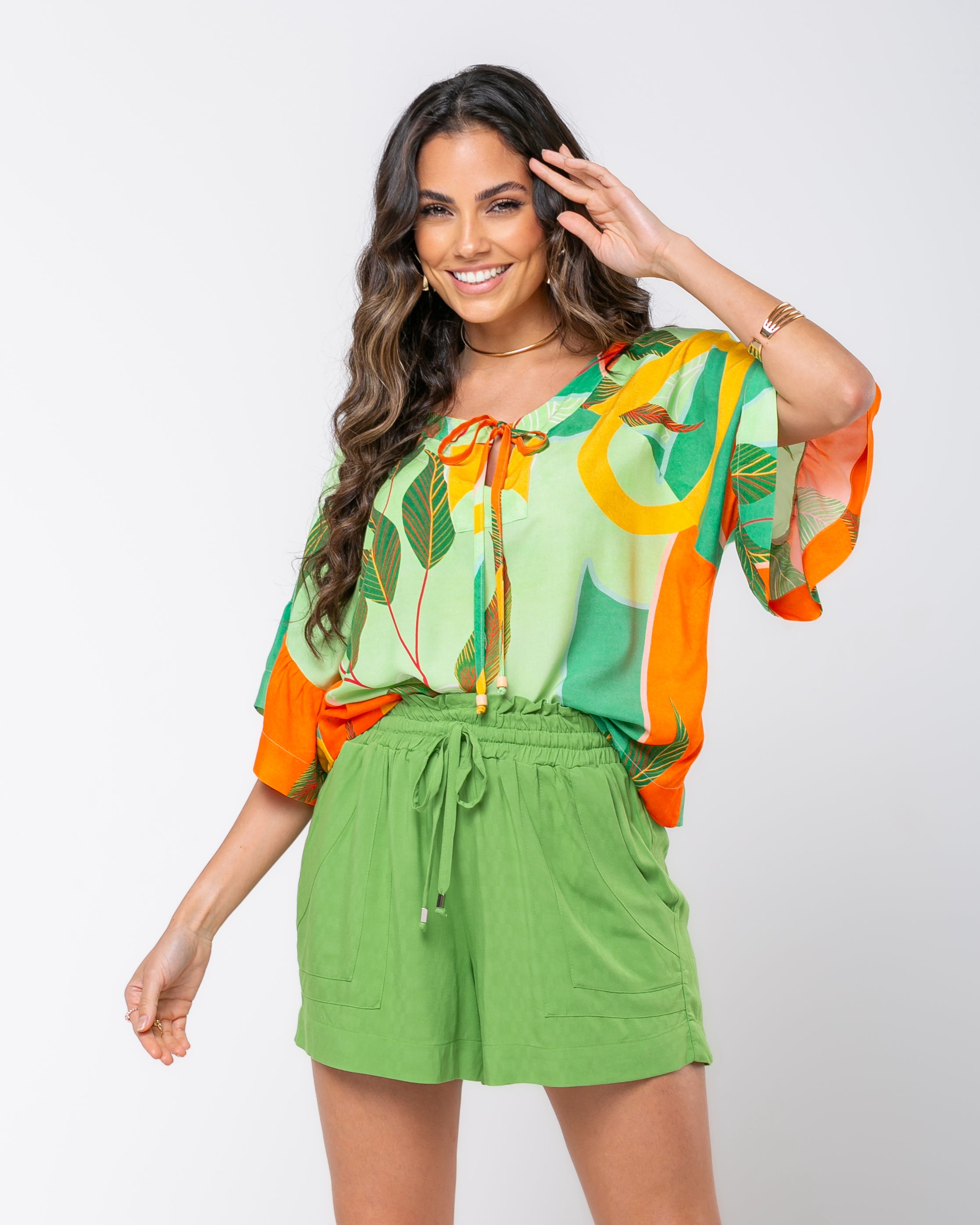 Short com detalhe no bolso em viscose
