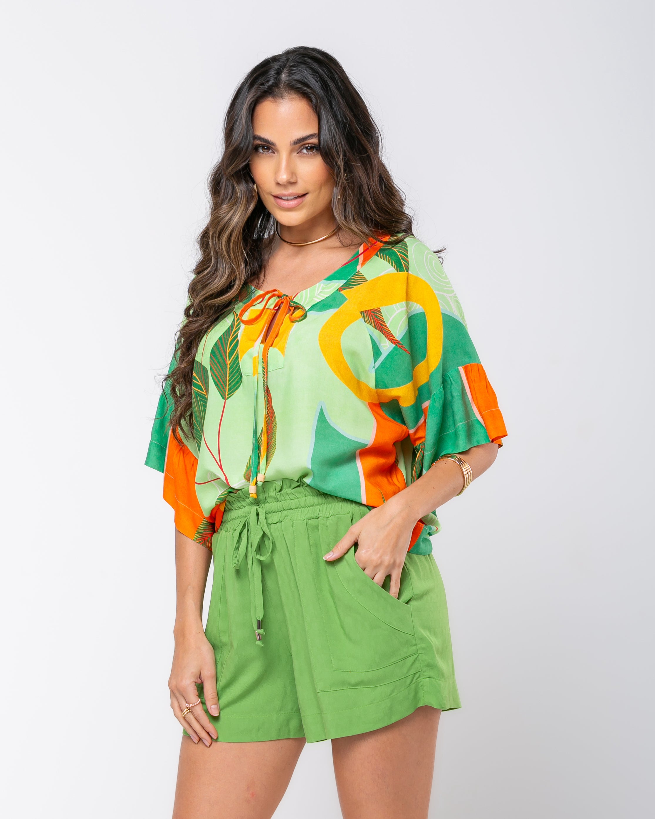 Short com detalhe no bolso em viscose