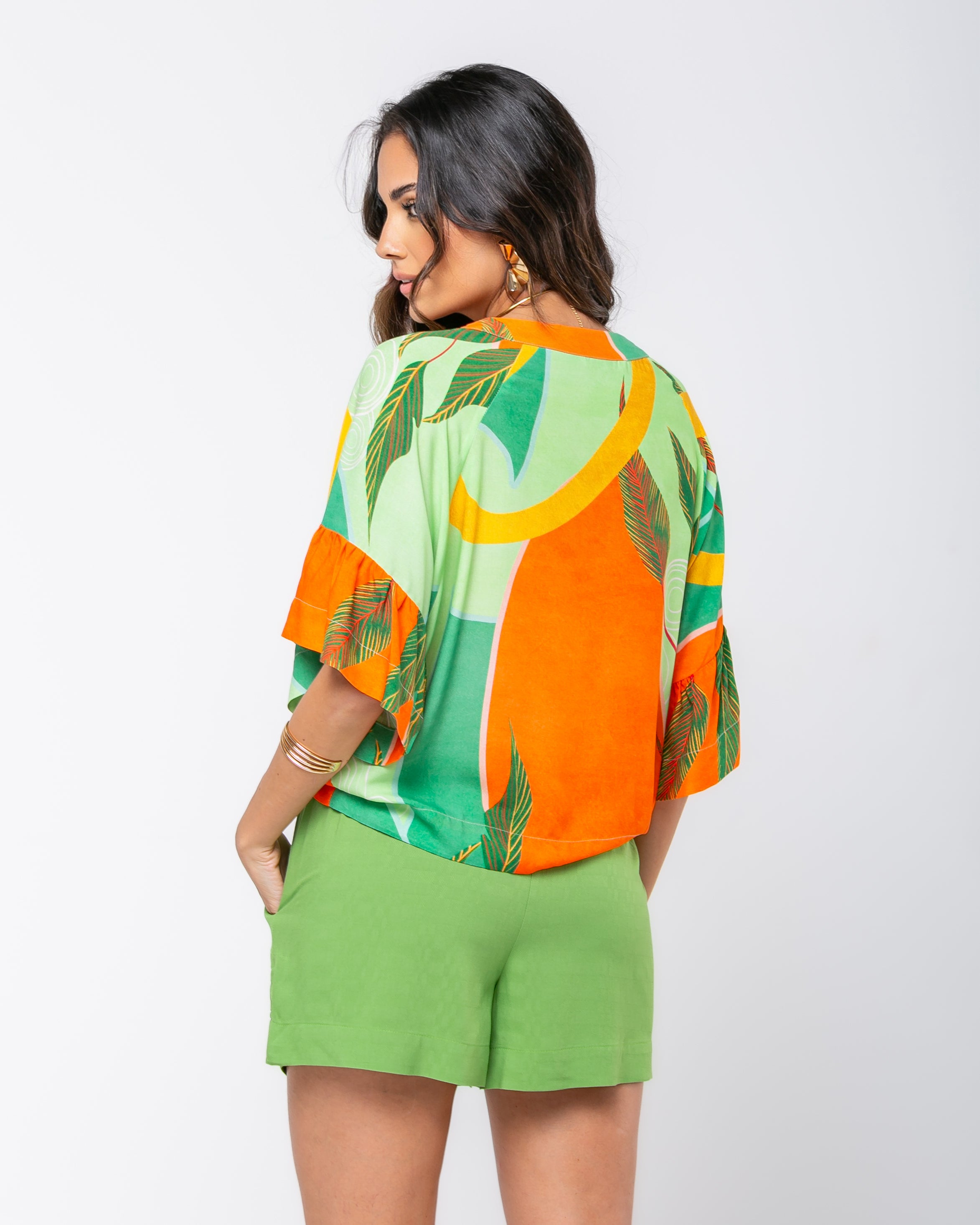 Short com detalhe no bolso em viscose