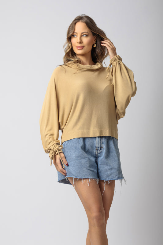 Blusa com gola boba em malha