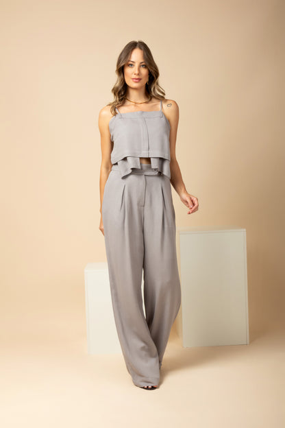 Conjunto de top e calça pantalona