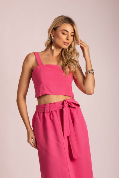 Conjunto de top e saia midi cintura alta