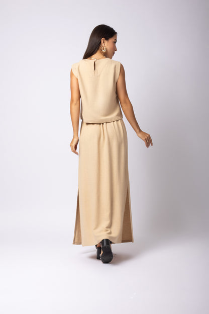 Conjunto de cropped com saia longa