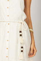 Vestido midi alça com cinto cordão off white - detalhes frente