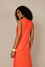 Vestido midi com prega decote V laranja - detalhes posterior