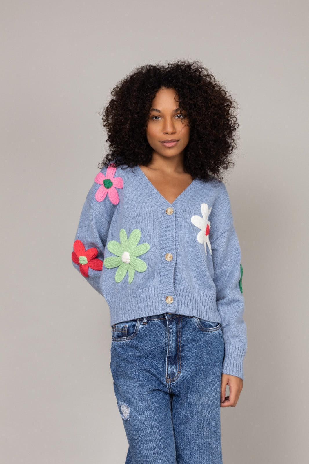 Cardigan de tricot floral