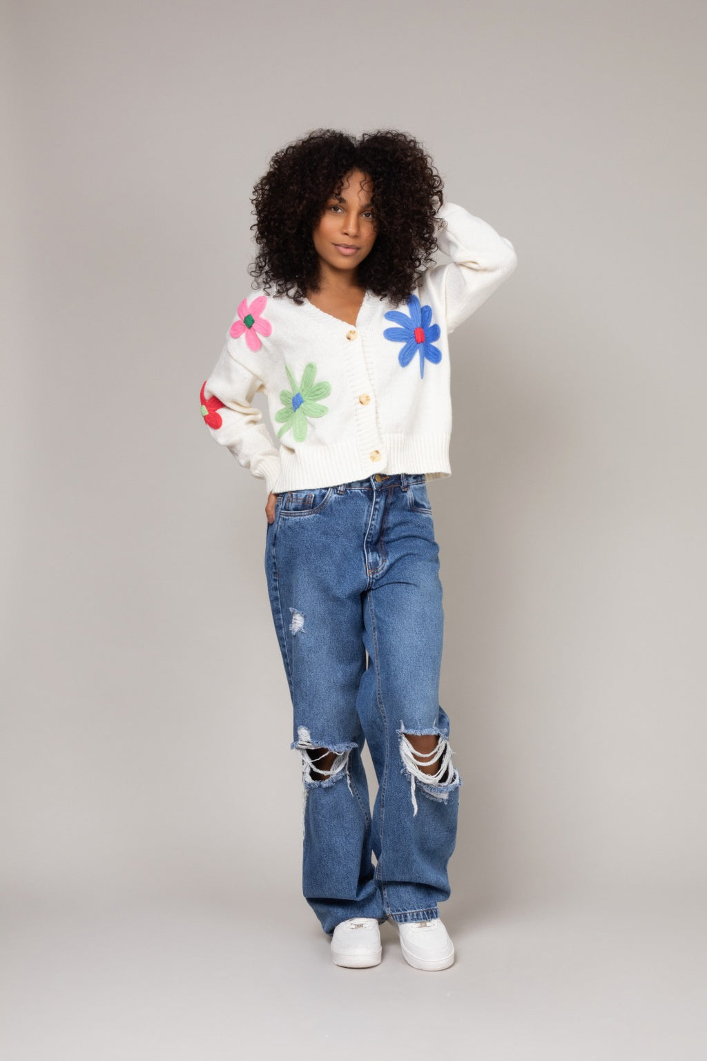 Cardigan de tricot floral