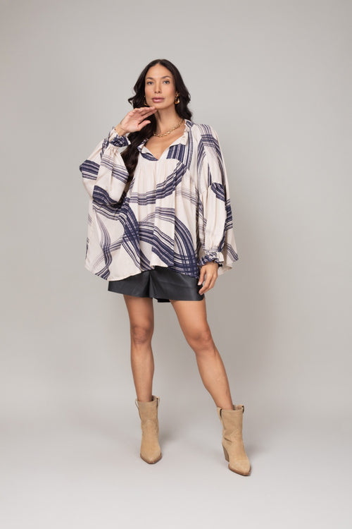 Bata estampada com mangas bufantes