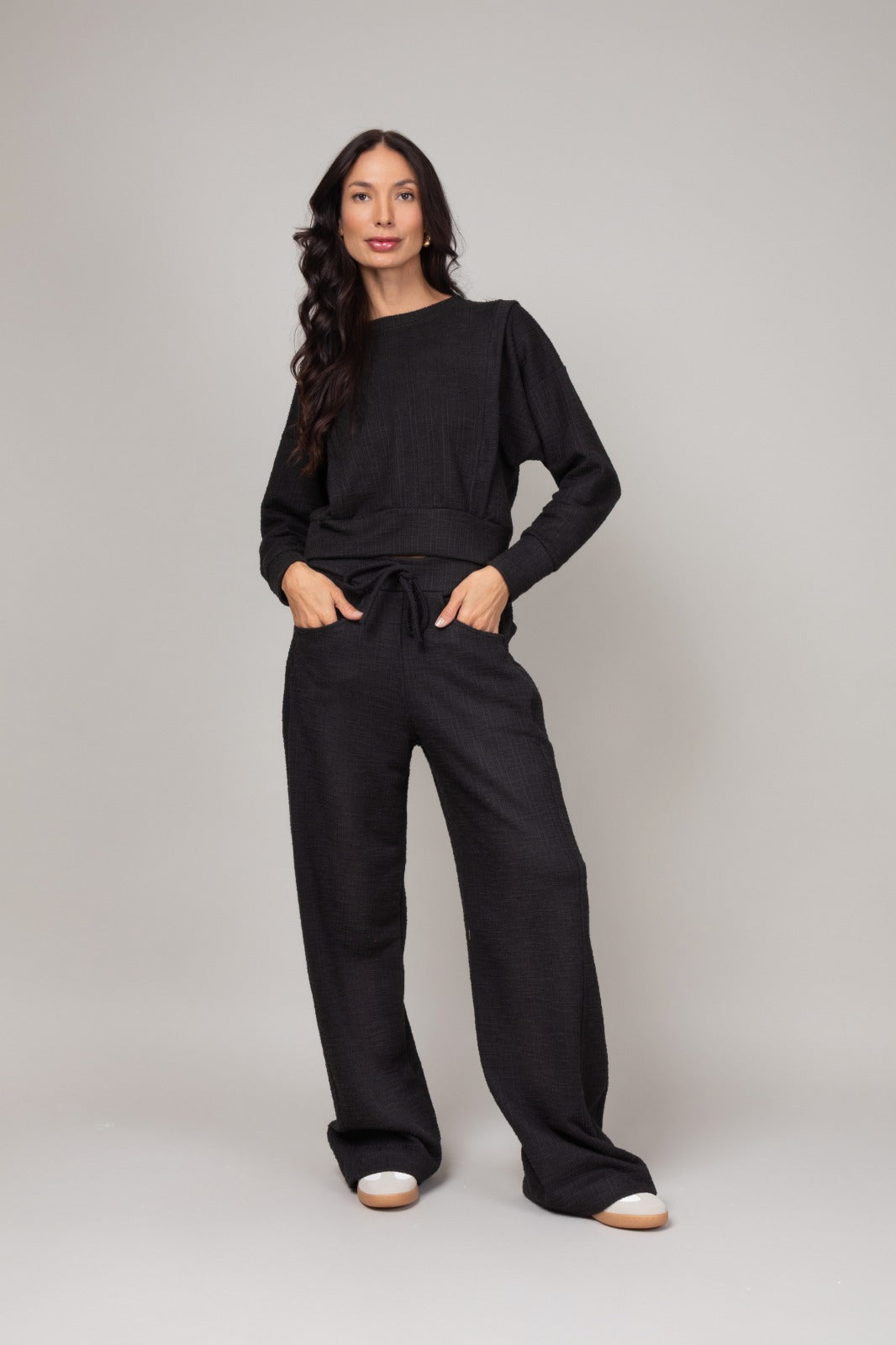 Conjunto confortável em malha texturizada