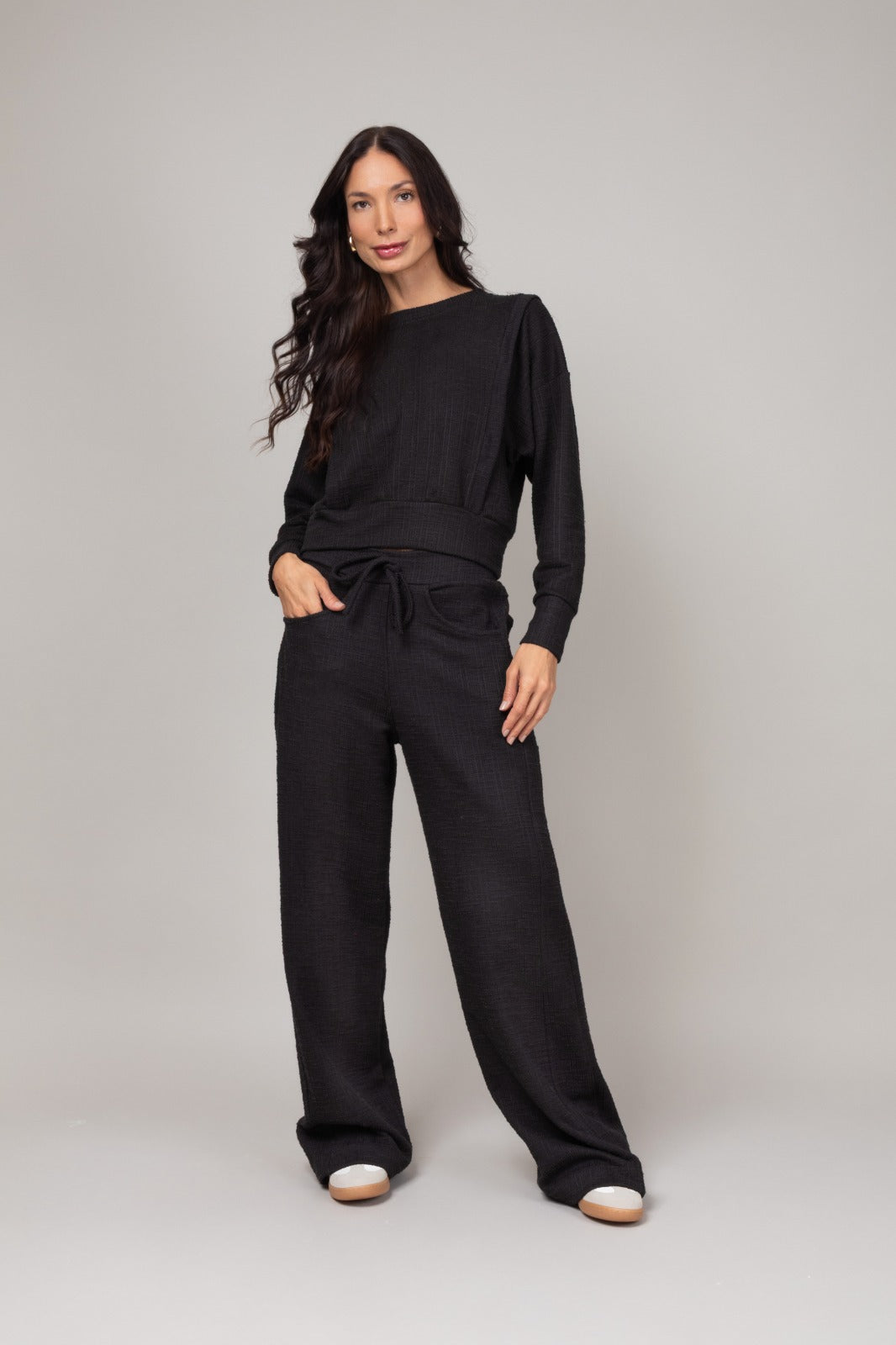 Conjunto confortável em malha texturizada