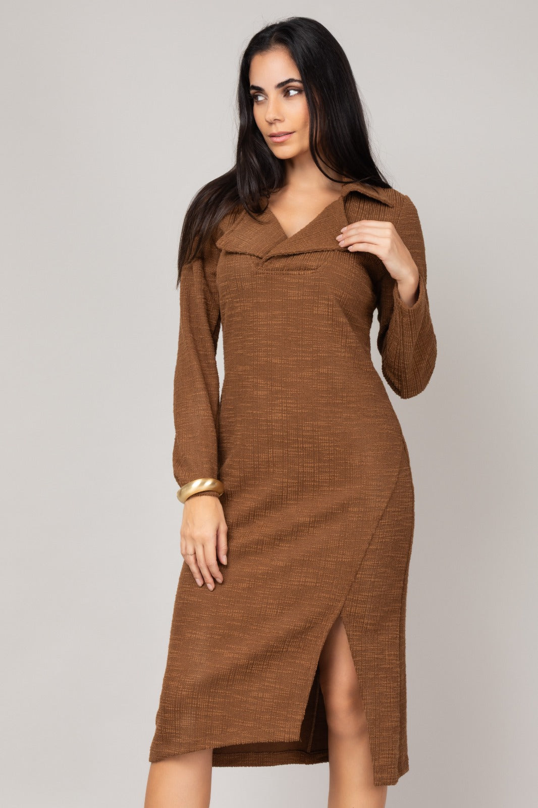 Vestido midi texturizado