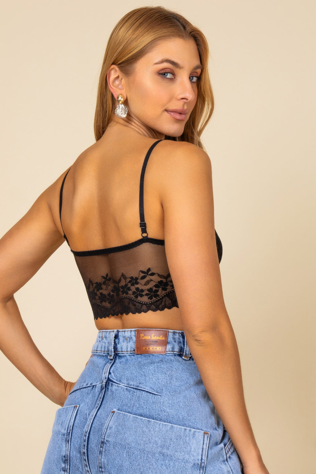 Top rendado com bojo