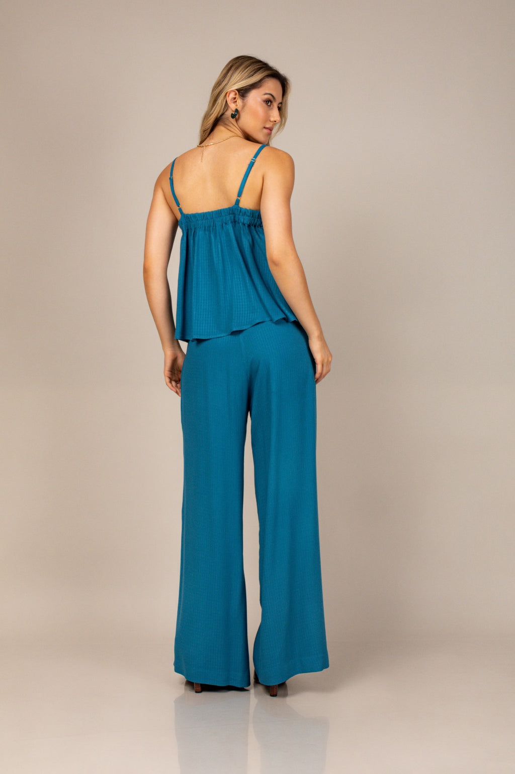 Conjunto pantalona com blusa soltinha