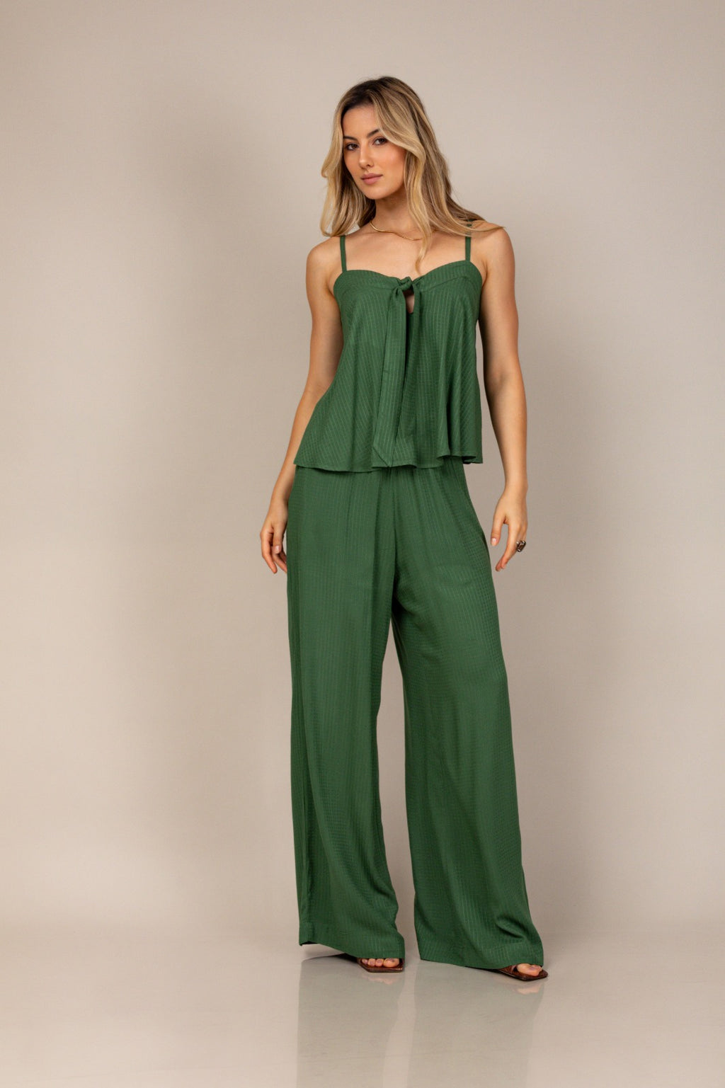 Conjunto pantalona com blusa soltinha