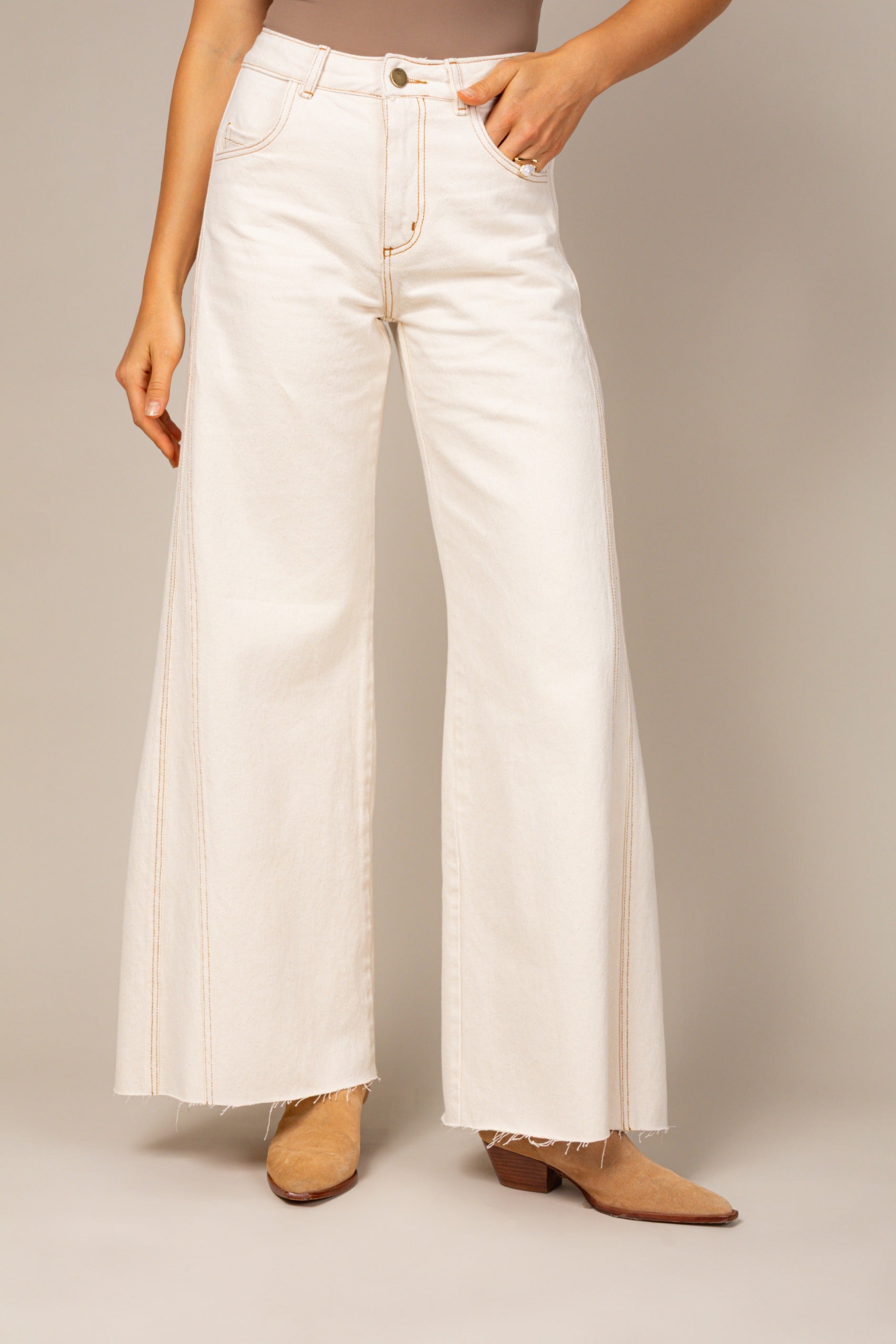 Calça pantalona off white
