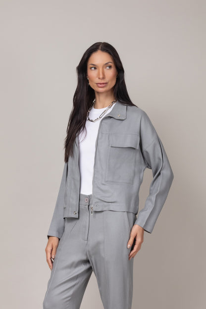 Conjunto moderno calça e jaqueta