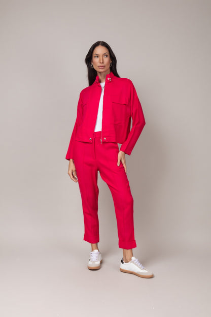 Conjunto moderno calça e jaqueta
