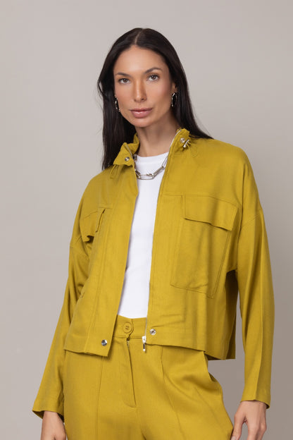 Conjunto moderno calça e jaqueta