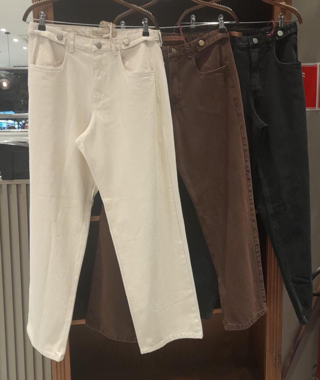 Calça boyfriend sarja