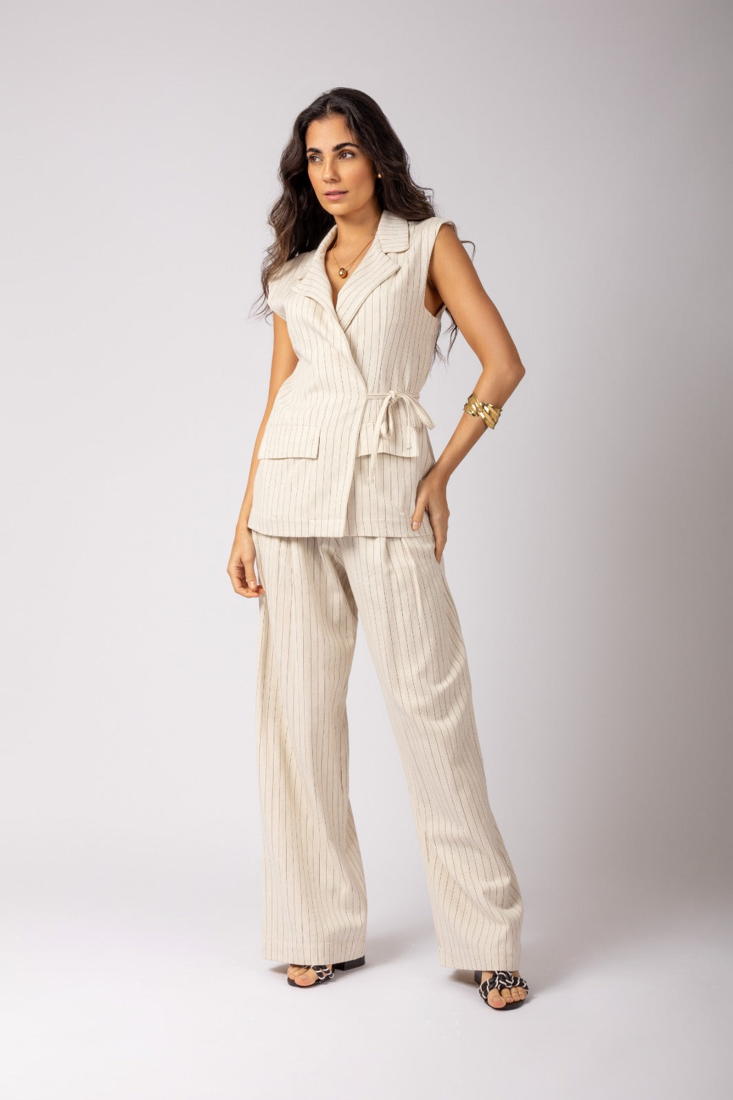 Calça alfaitaria risca de giz