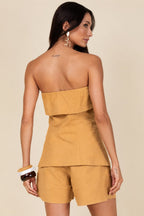 Conjunto colete strapless e short