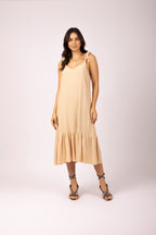 Vestido midi com amarração nos ombros