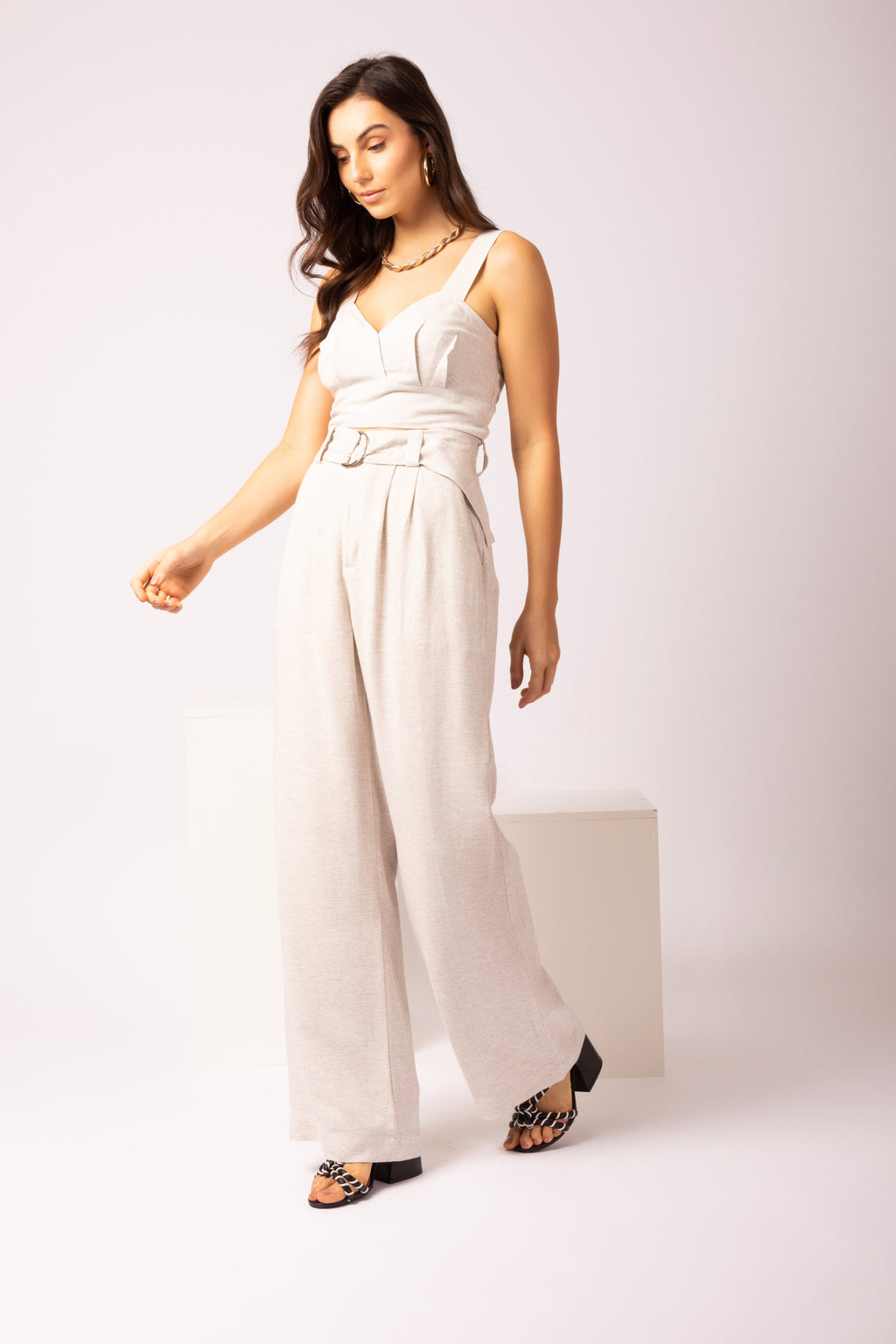 Conjunto de calça e cropped em linho