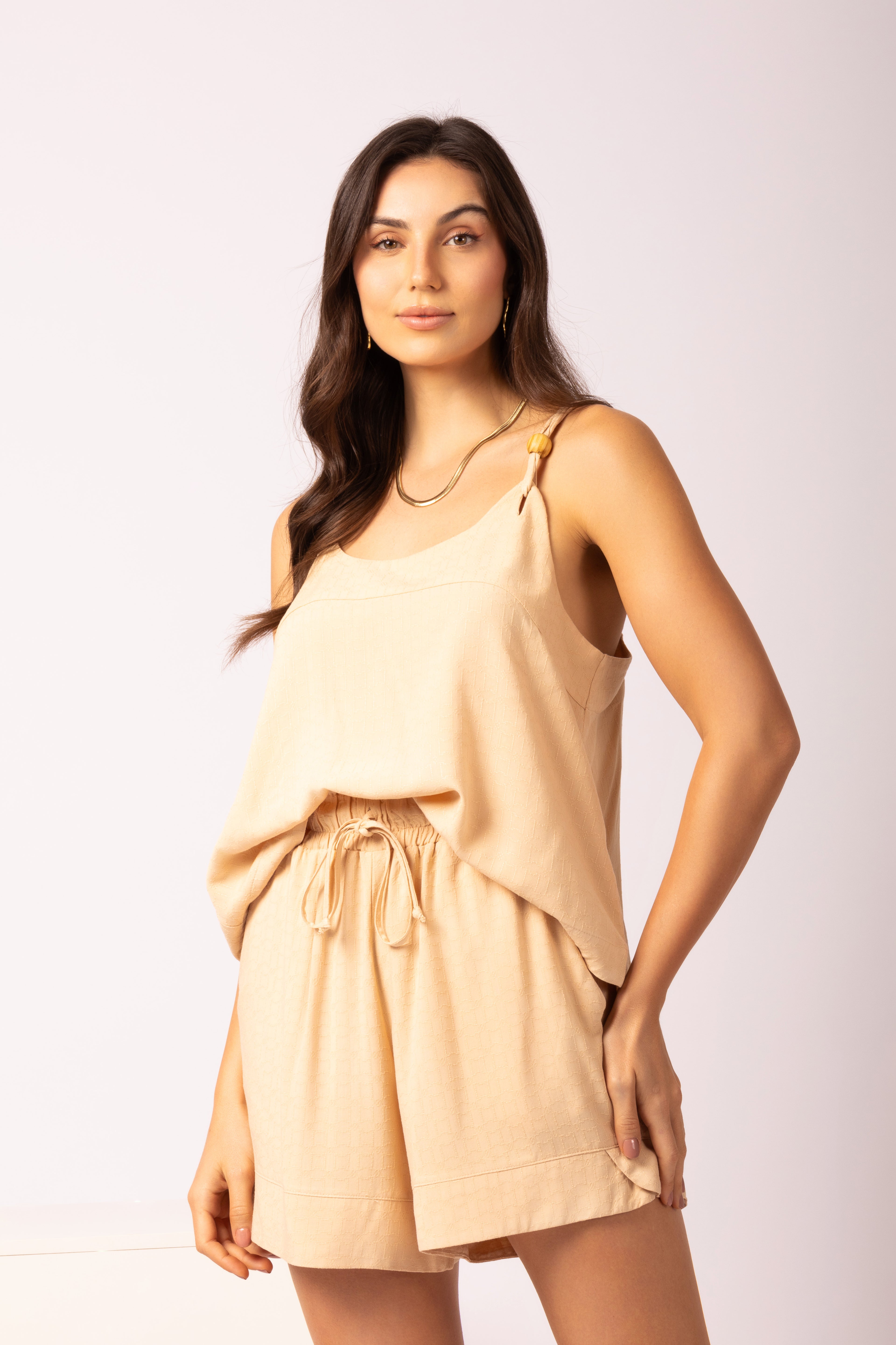 Conjunto de alça com shorts soltinho