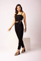 Conjunto de top e calça reta com detalhe