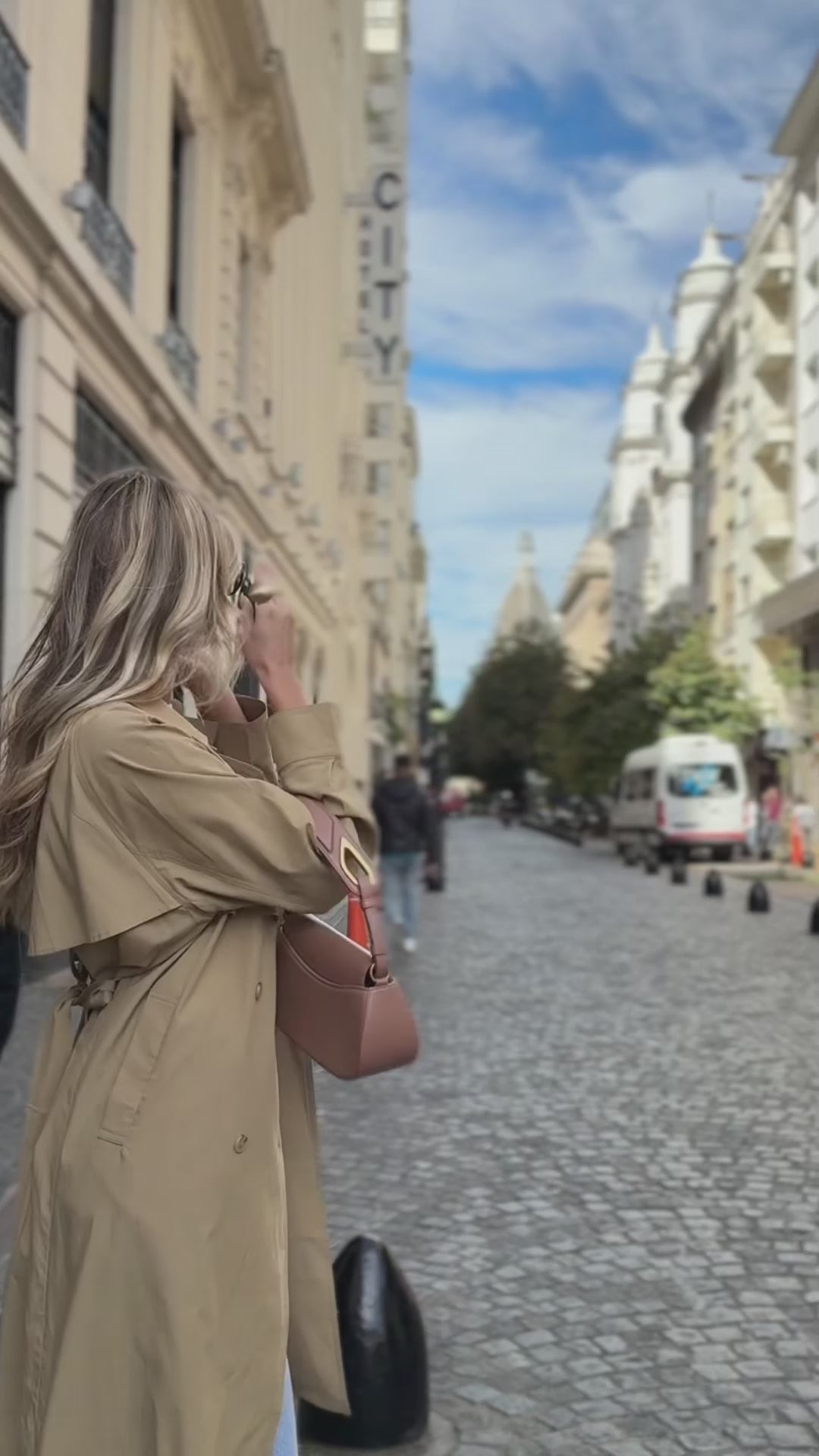 Trench coat midi com cinto