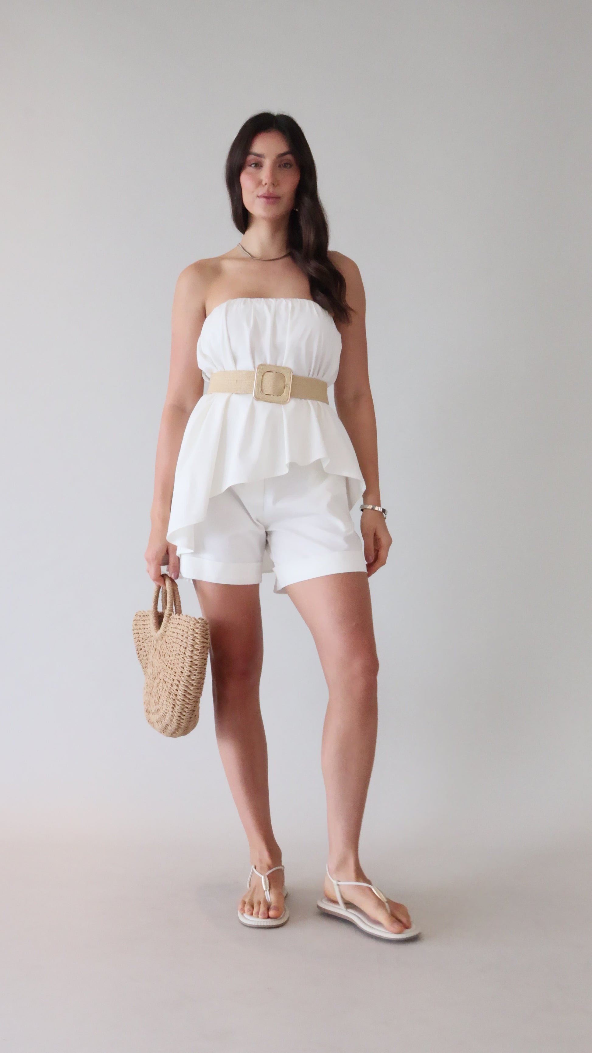 Conjunto de shorts e tomara que caia
