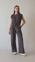 Conjunto com calça de malha estonada destroyed
